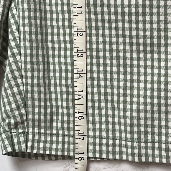 Land’s End women’s green/white gingham print shorts, size 2 - Picture 9 of 13